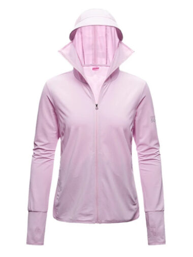Veste randonnée femme avec protection UV, de couleur rose, sur un fond blanc.
