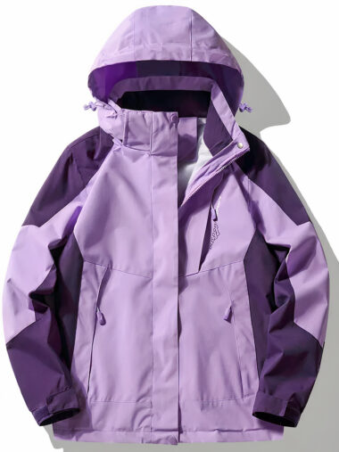 Veste de quart femme respirante avec plusieurs poches sur fond blanc